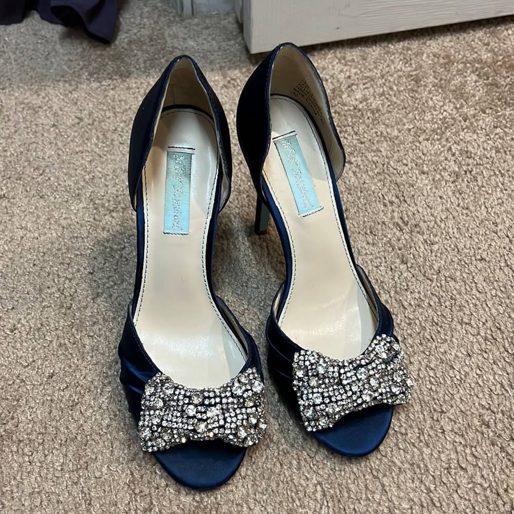 Betsy Johnson blue heels, size 7.5
